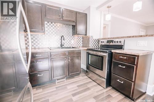 2154 Broder Street, Regina, SK - Indoor Photo Showing Kitchen With Upgraded Kitchen