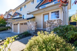 40-2728 1st St  Courtenay, BC V9N 4A4