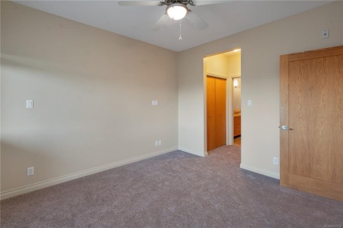 304-2676 Island Hwy South, Campbell River, BC - Indoor Photo Showing Other Room