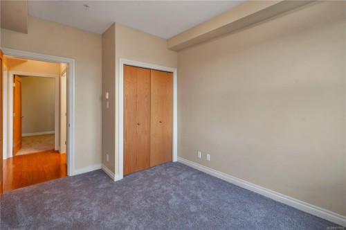 304-2676 Island Hwy South, Campbell River, BC - Indoor Photo Showing Other Room