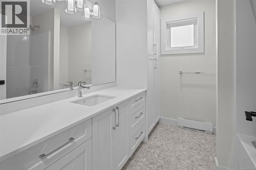 678 Madrona Pl, Langford, BC - Indoor Photo Showing Bathroom