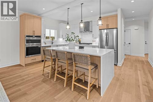 678 Madrona Pl, Langford, BC - Indoor Photo Showing Kitchen With Upgraded Kitchen