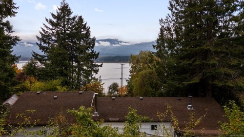 3296 Denman Rd, Denman Island, BC 