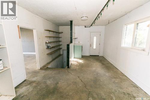 313 Yukon Avenue, Kerrobert, SK - Indoor Photo Showing Other Room