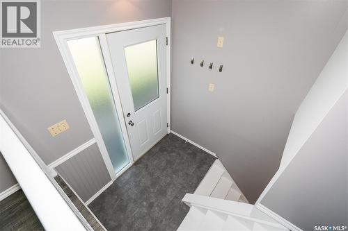 313 Yukon Avenue, Kerrobert, SK - Indoor Photo Showing Other Room