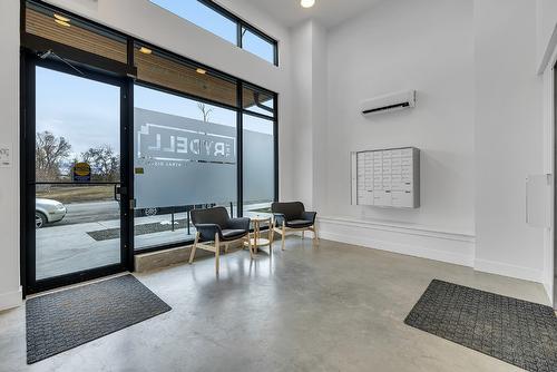 508-1220 Pacific Avenue, Kelowna, BC - Indoor Photo Showing Other Room