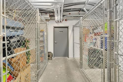 508-1220 Pacific Avenue, Kelowna, BC - Indoor Photo Showing Other Room