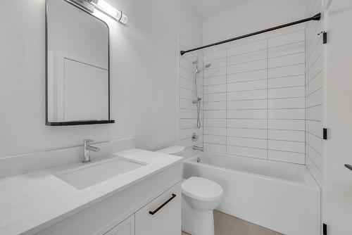 508-1220 Pacific Avenue, Kelowna, BC - Indoor Photo Showing Bathroom