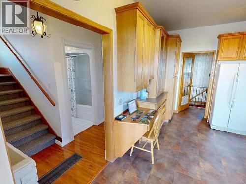 5438 Laburnum Ave, Powell River, BC - Indoor Photo Showing Other Room