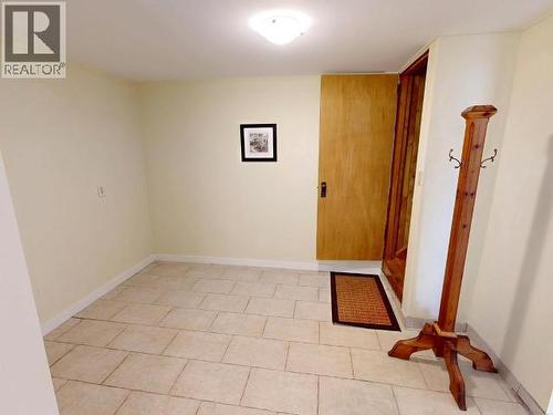 5438 Laburnum Ave, Powell River, BC - Indoor Photo Showing Other Room