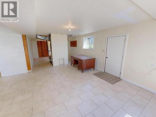 5438 Laburnum Ave, Powell River, BC - Indoor Photo Showing Other Room