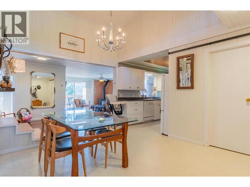 2396 Nault Road, Castlegar, BC - Indoor Photo Showing Dining Room