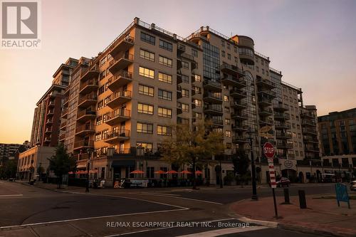 512 - 399 ELIZABETH STREET  Burlington, ON L7R 0A4