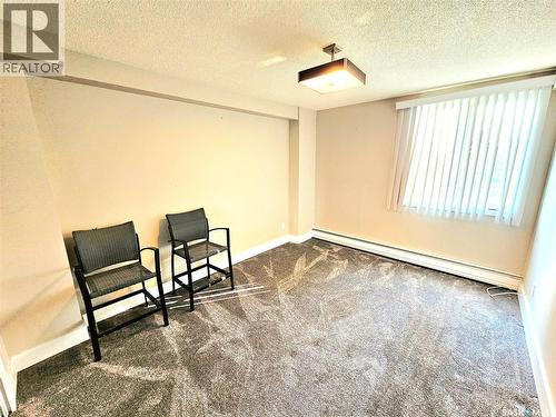607 320 5Th Avenue N, Saskatoon, SK - Indoor Photo Showing Other Room