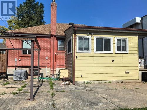 21 Norcross Road, Toronto, ON - Outdoor With Exterior