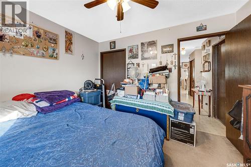 309 / 311 Y Avenue S, Saskatoon, SK - Indoor Photo Showing Bedroom