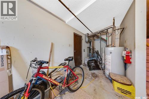 309 / 311 Y Avenue S, Saskatoon, SK - Indoor