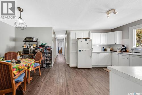 309 / 311 Y Avenue S, Saskatoon, SK - Indoor Photo Showing Kitchen