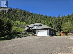 5407 ALLENDALE Crescent  Castlegar, BC V1N 4V8