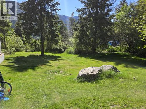 5407 Allendale Crescent, Castlegar, BC - Outdoor