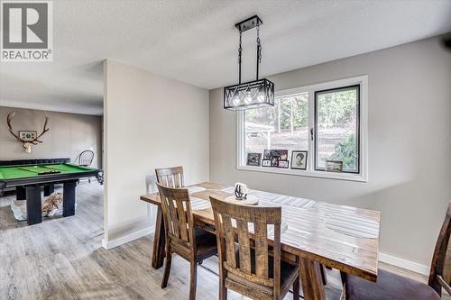 5407 Allendale Crescent, Castlegar, BC - Indoor Photo Showing Dining Room
