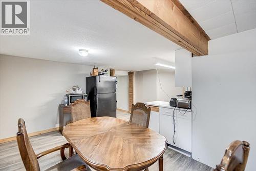 5407 Allendale Crescent, Castlegar, BC - Indoor Photo Showing Dining Room