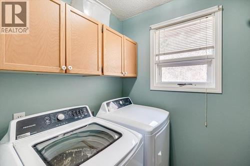 5407 Allendale Crescent, Castlegar, BC - Indoor Photo Showing Laundry Room