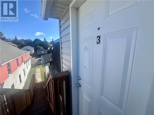 425 Bessie Avenue Unit# 3, Sudbury, ON -  With Exterior