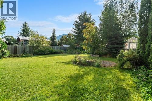 402 6A Avenue, Fernie, BC - Outdoor