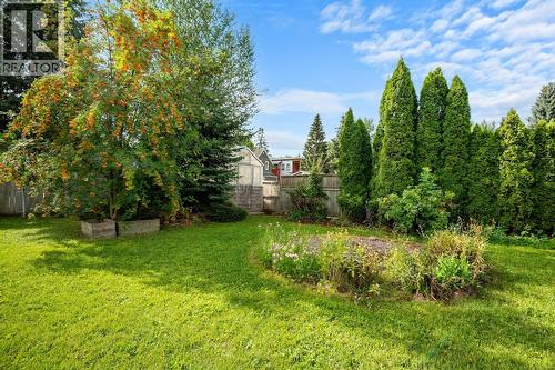 402 6A Avenue, Fernie, BC - Outdoor