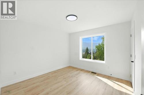 3736 Toba Road, Castlegar, BC - Indoor Photo Showing Other Room