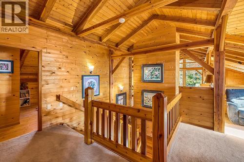 Upstairs Loft - 5705 Upper Booth N Road, Kelowna, BC - Indoor