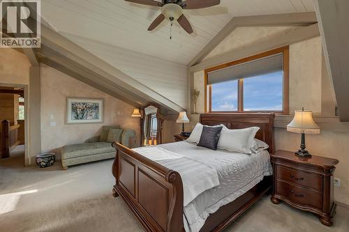 5705 Upper Booth N Road, Kelowna, BC - Indoor Photo Showing Bedroom