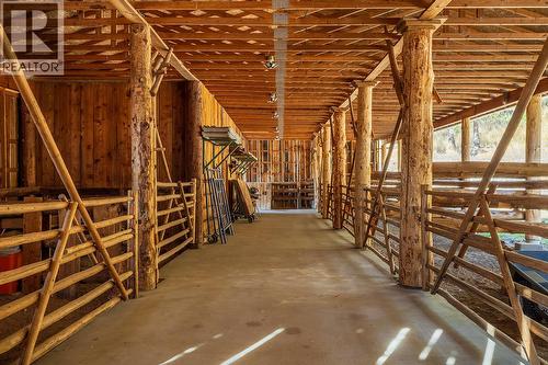 5705 Upper Booth N Road, Kelowna, BC - Indoor Photo Showing Other Room