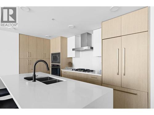 1588 Ellis Street Unit# 802, Kelowna, BC - Indoor Photo Showing Kitchen With Double Sink