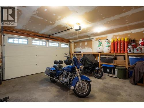 5432 Rochdell Road, Coldstream, BC - Indoor Photo Showing Garage