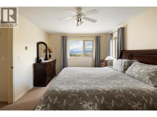 5432 Rochdell Road, Coldstream, BC - Indoor Photo Showing Bedroom