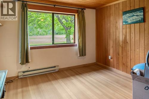 209 Lardeau River Road, Lardeau, BC - Indoor Photo Showing Other Room