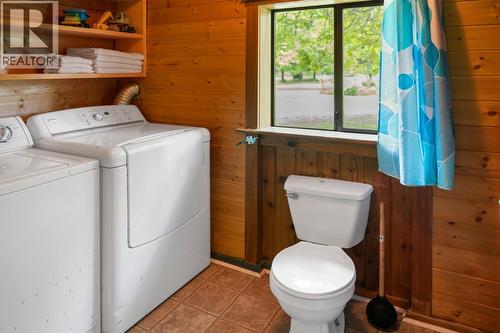 209 Lardeau River Road, Lardeau, BC - Indoor