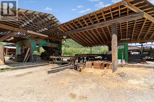 209 Lardeau River Road, Lardeau, BC - Outdoor