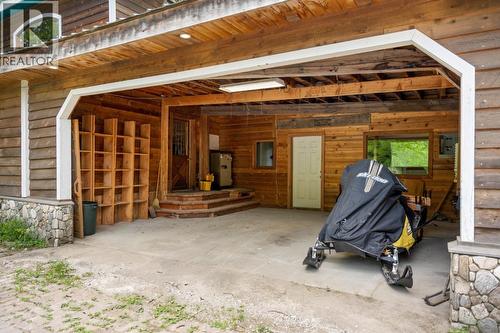 209 Lardeau River Road, Lardeau, BC -  With Exterior