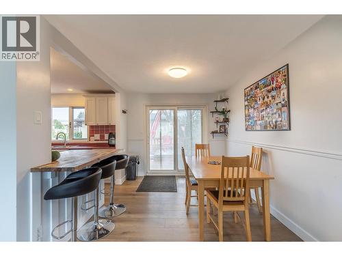 Dining Room - 2401 40 Avenue, Vernon, BC - Indoor Photo Showing Dining Room