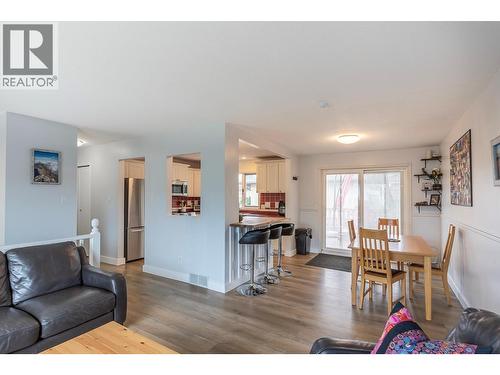 Living room looking toward kitchen - 2401 40 Avenue, Vernon, BC - Indoor Photo Showing Living Room