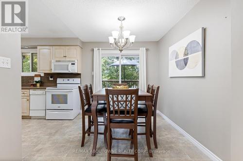 48 - 49 Cedarwoods Crescent, Kitchener, ON - Indoor