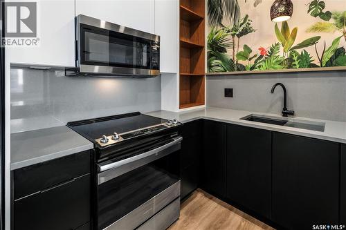1105 1867 Hamilton Street, Regina, SK - Indoor Photo Showing Kitchen