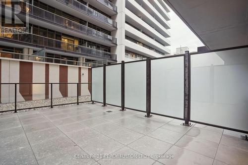 321 - 1 Jarvis Street, Hamilton, ON -  With Exterior