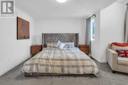21 Chamberlain Avenue, Ingersoll (Ingersoll - South), ON - Indoor Photo Showing Bedroom