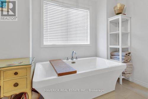 21 Chamberlain Avenue, Ingersoll (Ingersoll - South), ON - Indoor Photo Showing Bathroom