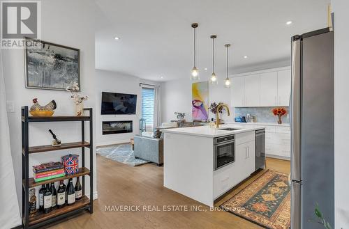 21 Chamberlain Avenue, Ingersoll (Ingersoll - South), ON - Indoor Photo Showing Kitchen