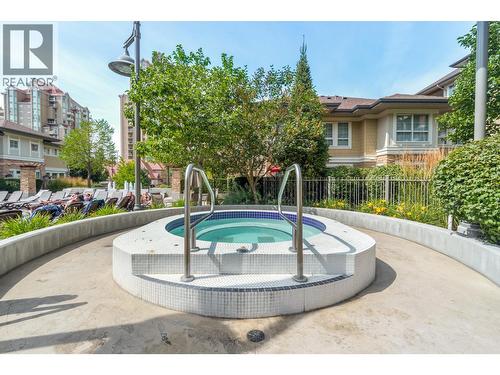 1083 Sunset Drive Unit# 312, Kelowna, BC - Outdoor With In Ground Pool